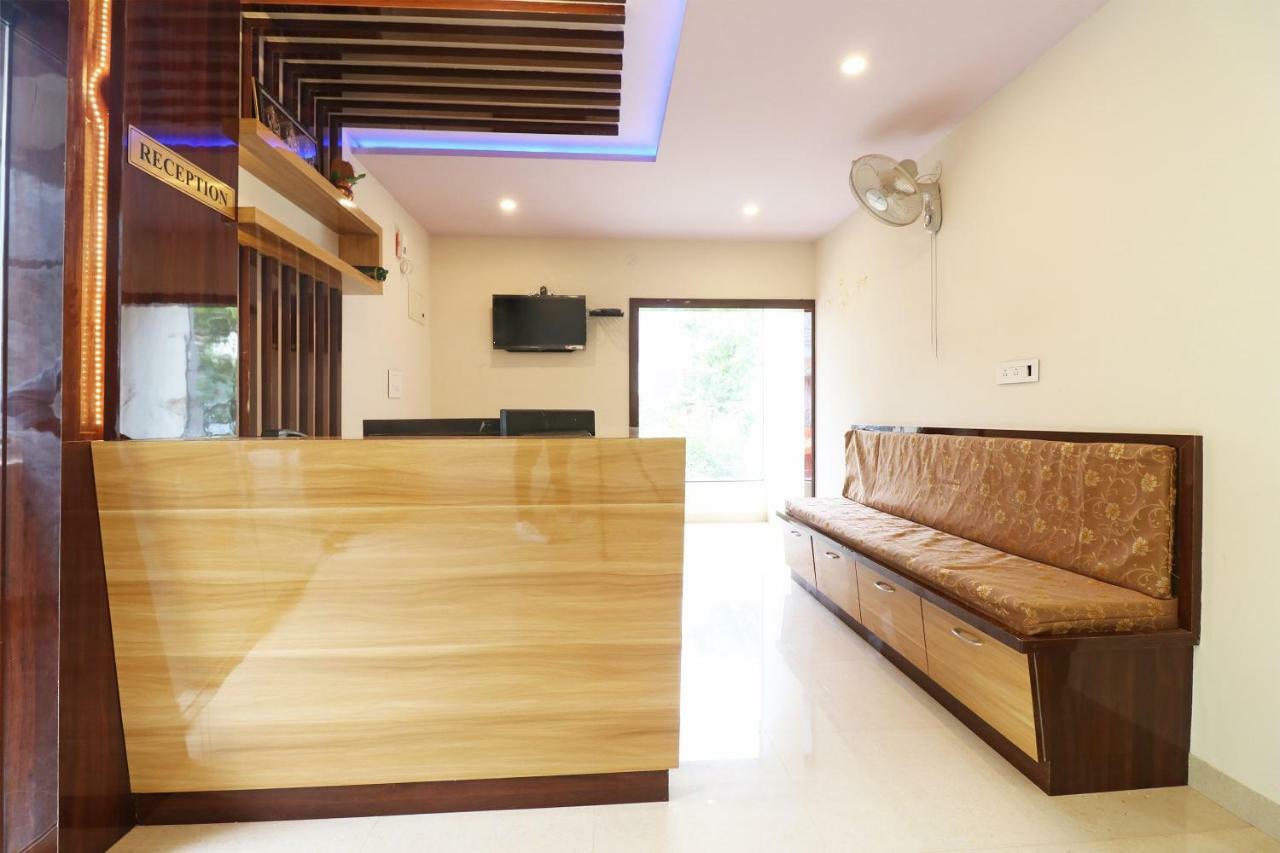 Chik Bānavar Oyo 37349 Sai Palace酒店 外观 照片