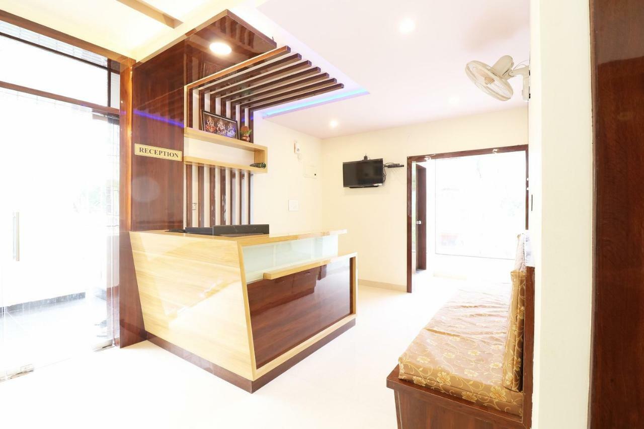 Chik Bānavar Oyo 37349 Sai Palace酒店 外观 照片