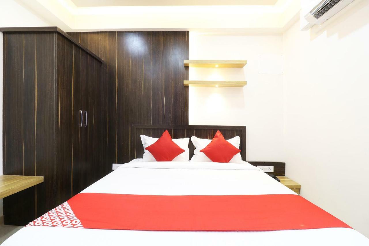 Chik Bānavar Oyo 37349 Sai Palace酒店 外观 照片