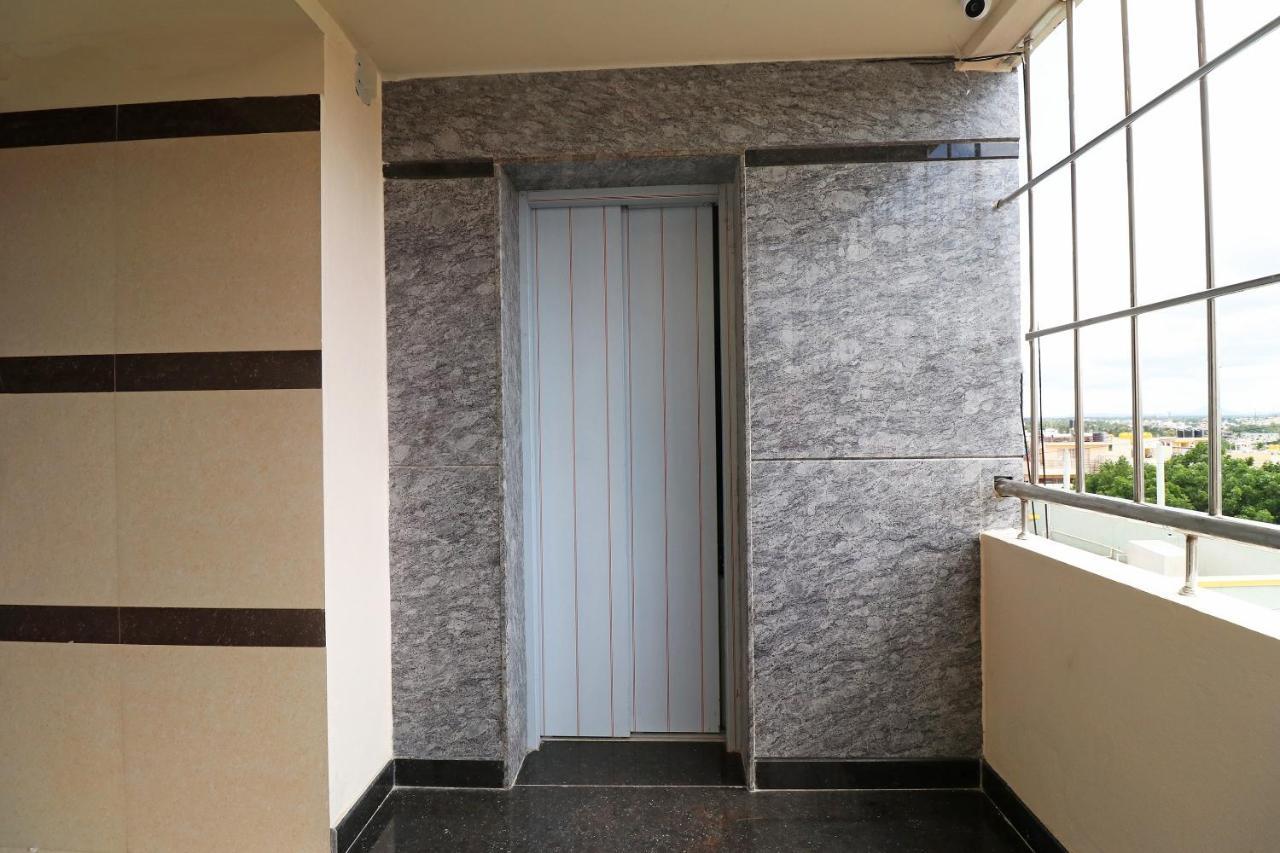 Chik Bānavar Oyo 37349 Sai Palace酒店 外观 照片